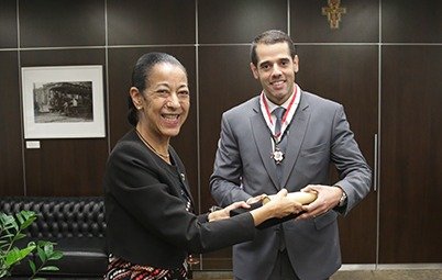 ENTREGA DE COMENDA DA ORDEM DO MÉRITO DO JUDICIÁRIO AO JUIZ FÁBIO RIBEIRO DA ROCHA