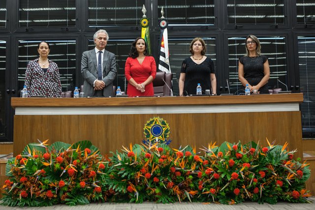 NOVA DIRETORIA DA AMATRA-2 TOMA POSSE