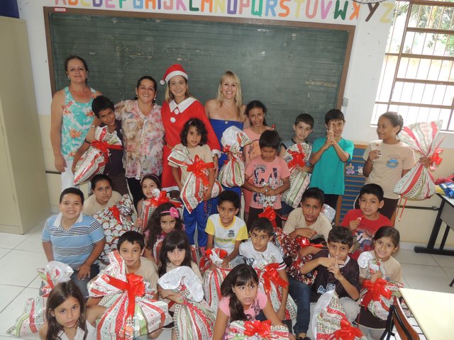 NATAL DO PROJETO AMOR DA AMATRA-2 CRIANÇAS E ADOLESCENTES CARENTES DE ITARIRI.