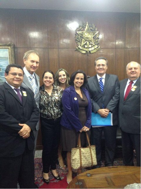 PEC 63/2014 - MAGISTRADOS E MEMBROS DO MP REÚNEM-SE COM PRESIDENTE DO SENADO
