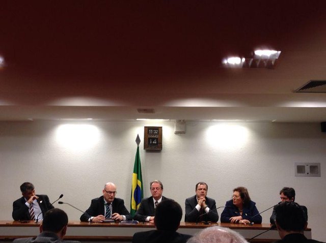 PEC 63/2013 - AMATRA-2 ACOMPANHA REUNIÃO DA CCJ DO SENADO