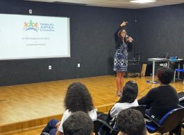 AMATRA-2 INICIA PROGRAMA TJC 2026 EM DUAS ESCOLAS DE BARUERI