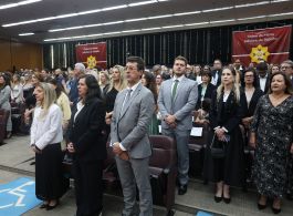 PRESIDENTE E ASSOCIADOS(AS) DA AMATRA-2 RECEBEM COMENDA DA ORDEM DO MÉRITO JUDICIÁRIO DO TRABALHO DA 2ª REGIÃO