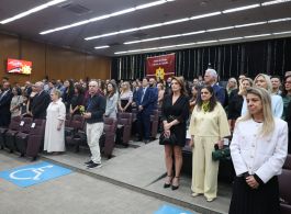 PRESIDENTE E ASSOCIADOS(AS) DA AMATRA-2 RECEBEM COMENDA DA ORDEM DO MÉRITO JUDICIÁRIO DO TRABALHO DA 2ª REGIÃO