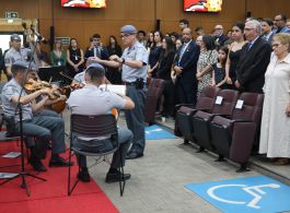 PRESIDENTE E ASSOCIADOS(AS) DA AMATRA-2 RECEBEM COMENDA DA ORDEM DO MÉRITO JUDICIÁRIO DO TRABALHO DA 2ª REGIÃO