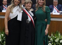 PRESIDENTE E ASSOCIADOS(AS) DA AMATRA-2 RECEBEM COMENDA DA ORDEM DO MÉRITO JUDICIÁRIO DO TRABALHO DA 2ª REGIÃO