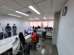 PROGRAMA TJC NA 2ª REGIÃO - ALUNOS DA EMEF REVERENDO DEIRÓ FELÍCIO DE ANDRADE VISITAM O FÓRUM RUY BARBOSA
